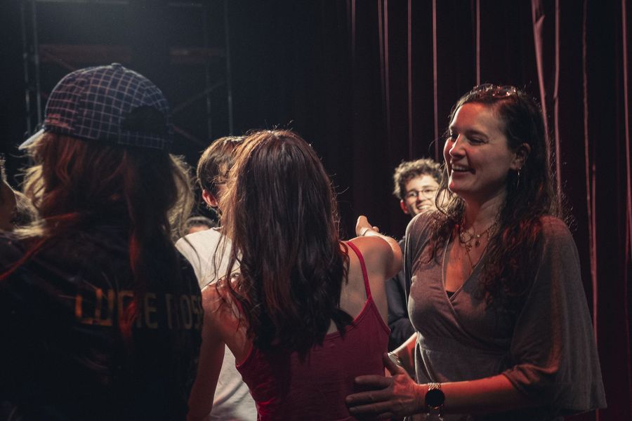 Scène de représentation, Bubuffle Troupe